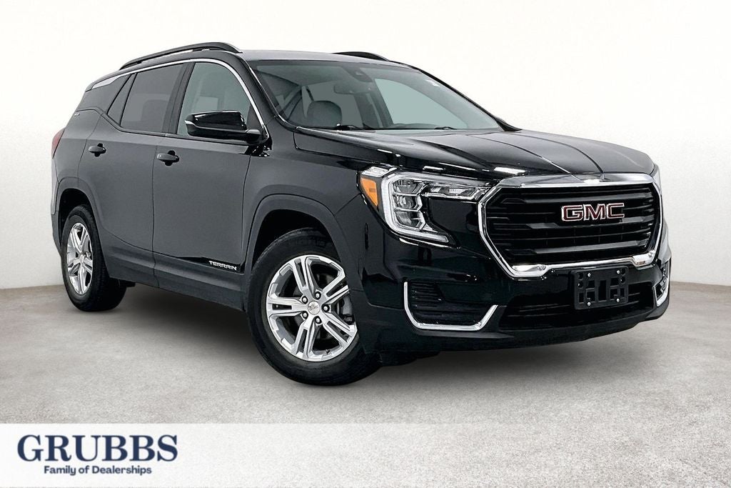 2022 GMC Terrain SLE in Ebony Twilight Metallic — front three-quarter view