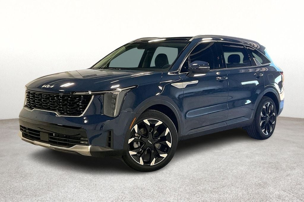 2025 Kia Sorento — side profile view