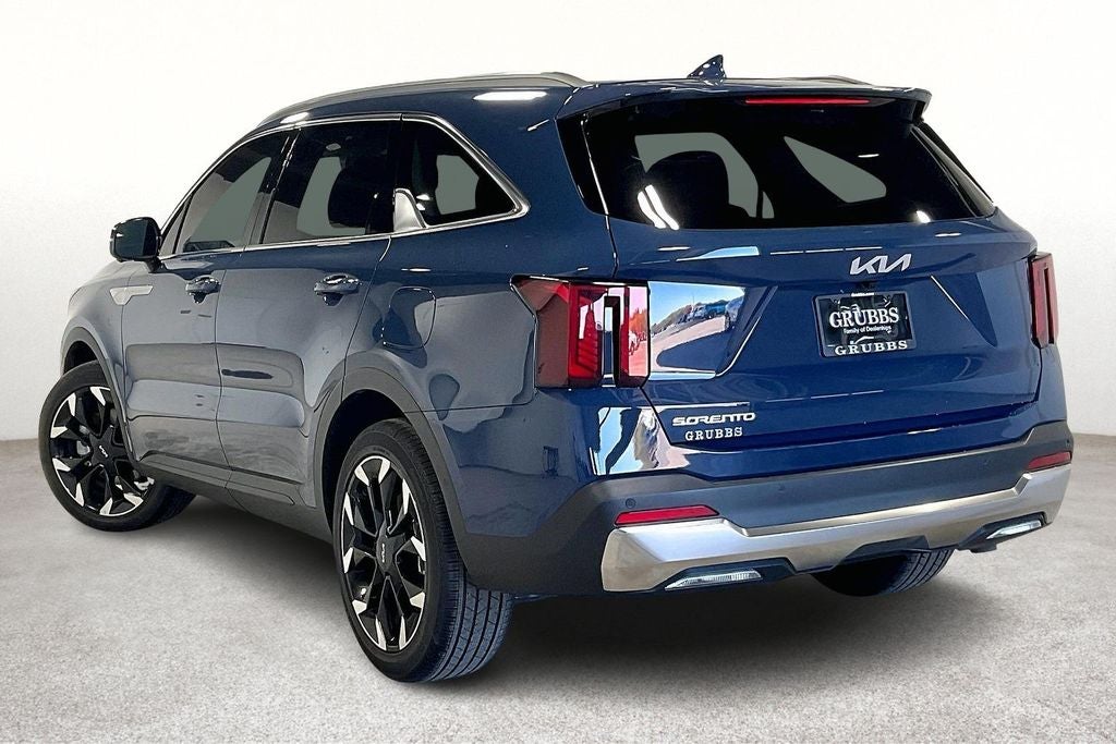 2025 Kia Sorento — interior view